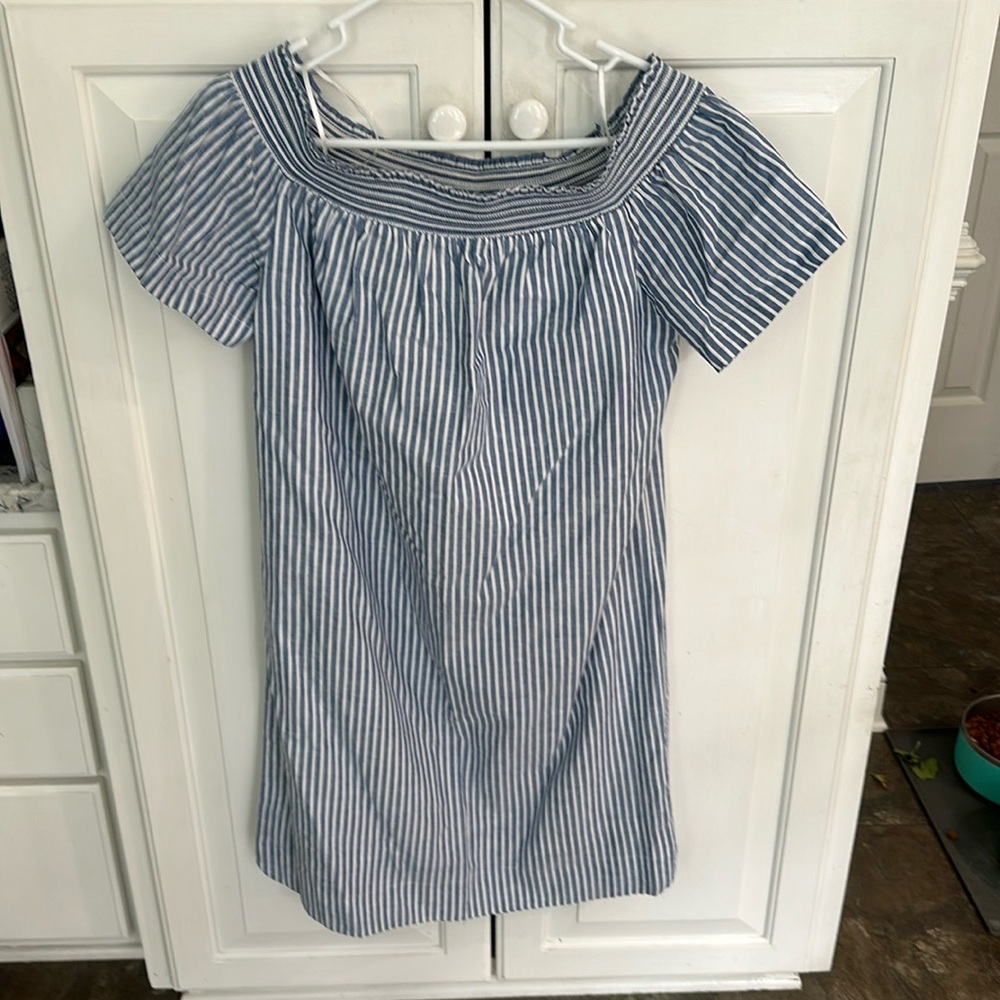 Women’s dress